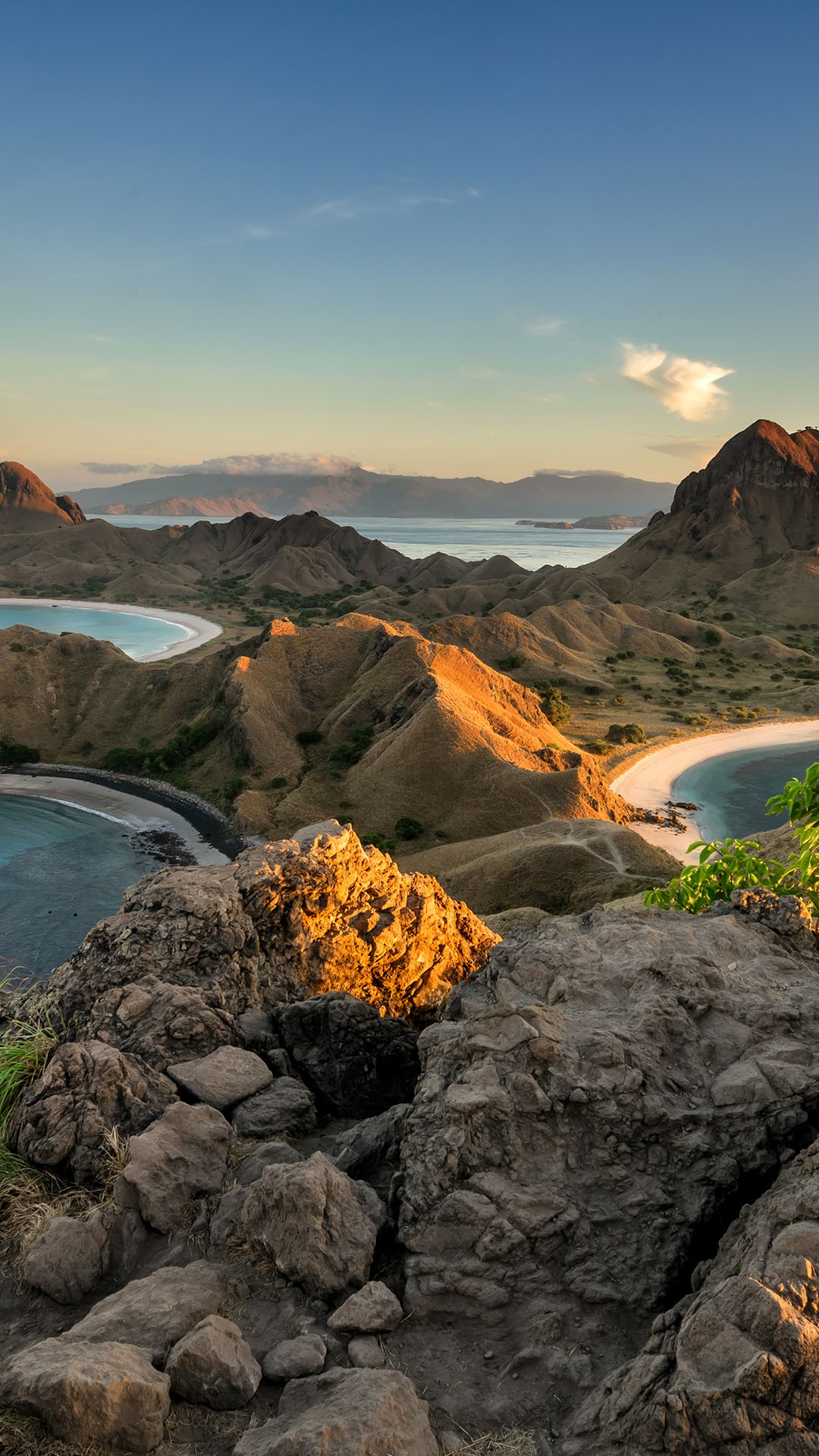 インドネシア パダール島の黄金の光 Windows Lockscreen